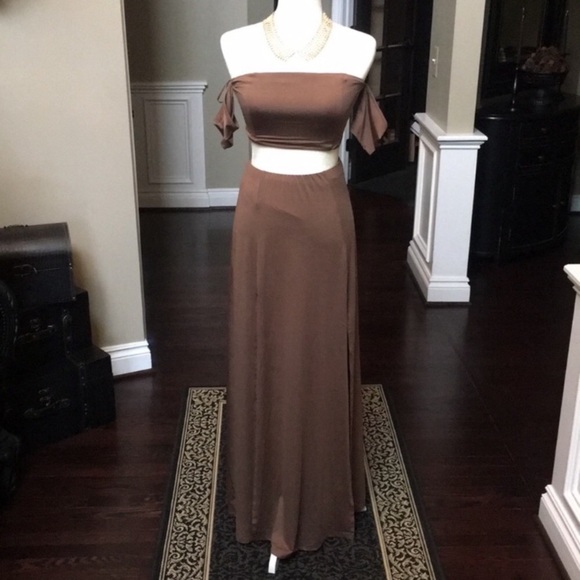 Two piece set - Picture 7 of 7